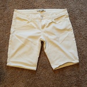 White denim bermuda shorts